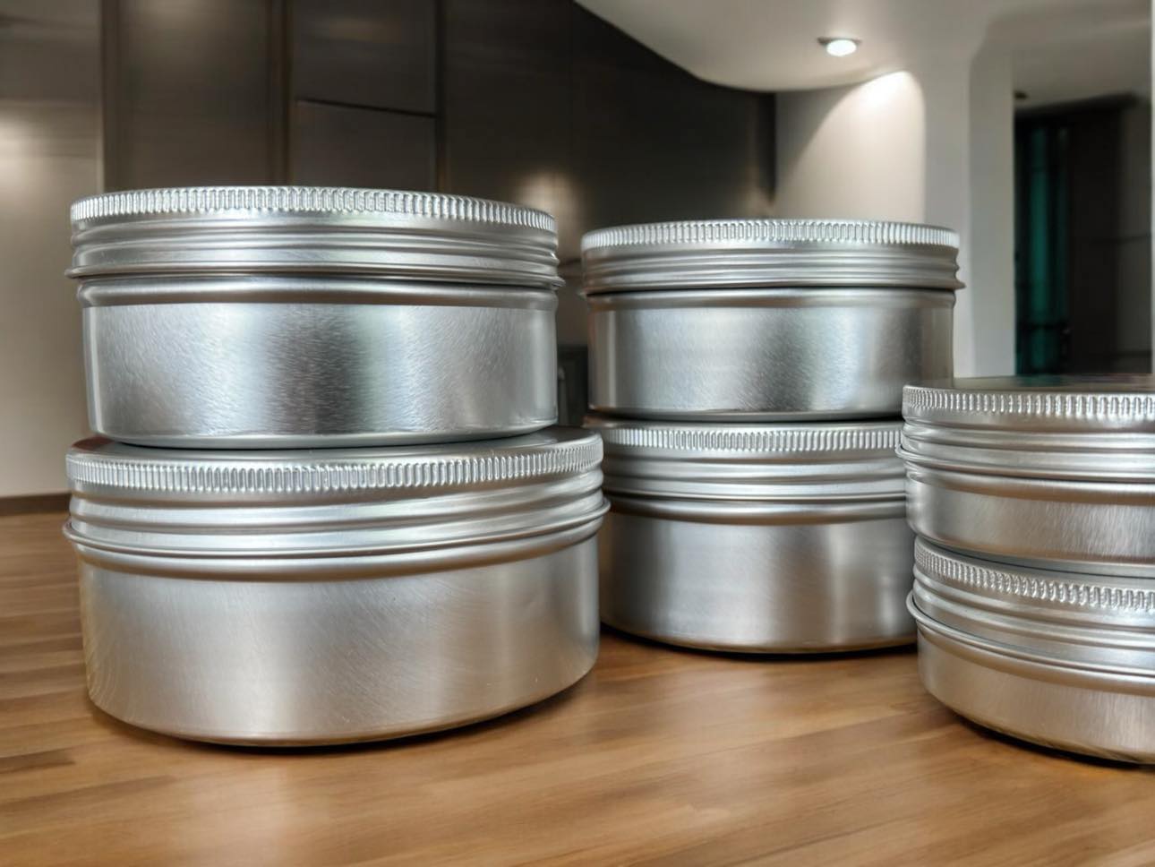 Aluminium Screw Top Tins 3 sizes, White or Silver